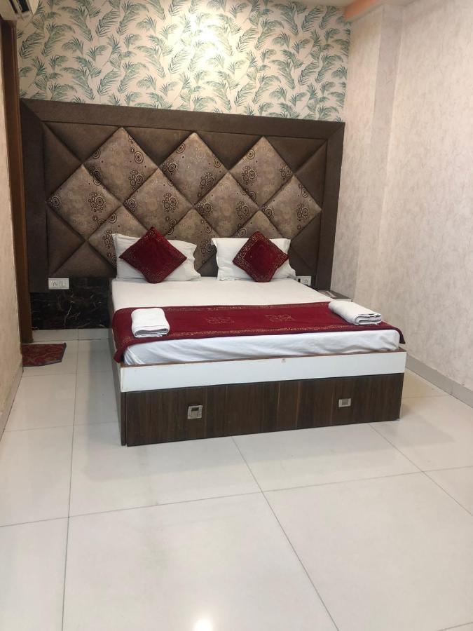 Hotel Robin Inn Amritsar Exterior foto