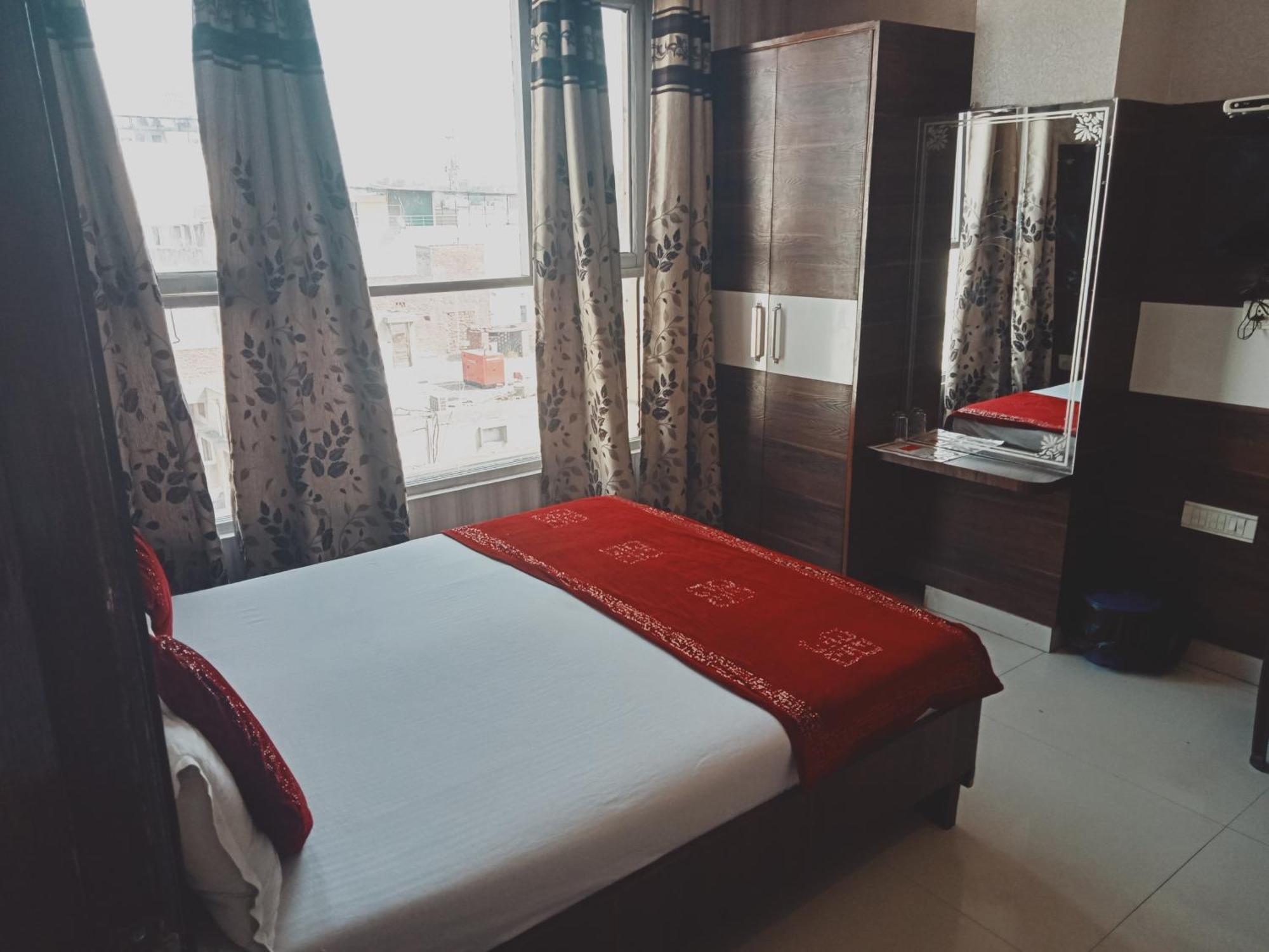 Hotel Robin Inn Amritsar Exterior foto